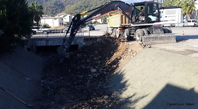 Kemer&#039;de dereler ıslah ediliyor