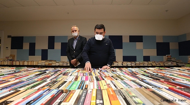 Kepez'in Cemil Meriç Kitaplığı'na kitap yağıyor