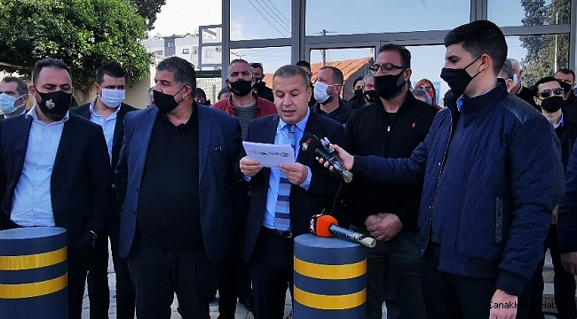 Kıbrıslı Türklerden AB&#039;ye hellim tepkisi