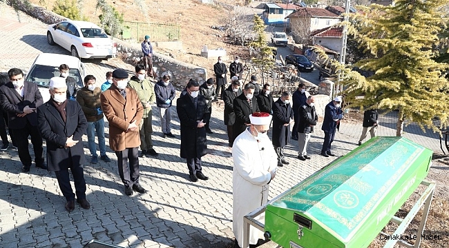 Kimsesizi son yolculuğuna protokol uğurladı