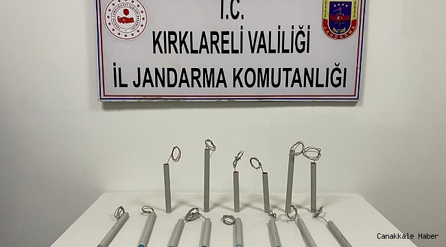 Kırklareli&#039;de bir araçta 14 adet patlayıcı madde düzeneği ele geçirildi