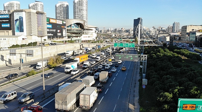 Kısıtlama öncesi trafik yoğunluğu rekor seviyede