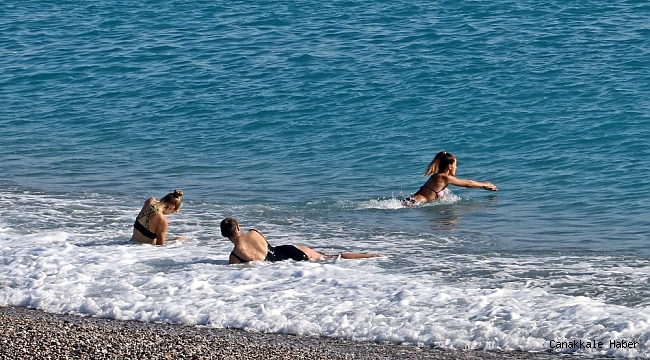 Kısıtlama turistlere yaradı, dünyaca ünlü sahil onlara kaldı