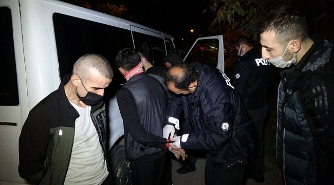 Kısıtlamada hırsız-polis kovalamacası kamerada