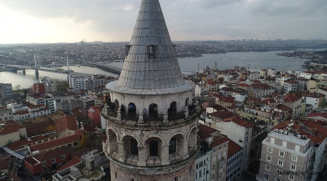 Kısıtlamada İstanbul'u Galata Kulesi'nden izlediler