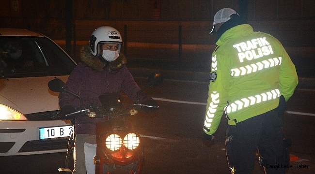 Kısıtlamalar başladı, Balıkesir sokakları boşaldı