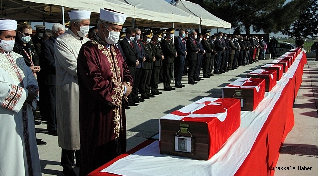 KKTC&#039;de katledilen 14 şehit, 46 yıl sonra toprağa verildi