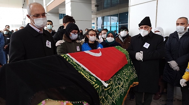 Koronadan ölen Meral hemşire son yolculuğuna uğurlandı