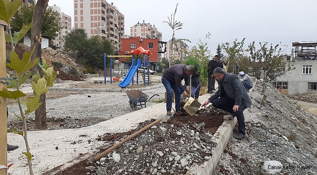 Kozan&#039;da TOKİ konutları yanındaki park genişletiliyor