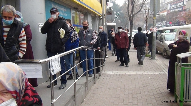 Kuyruklar koronaya davetiye çıkarıyor