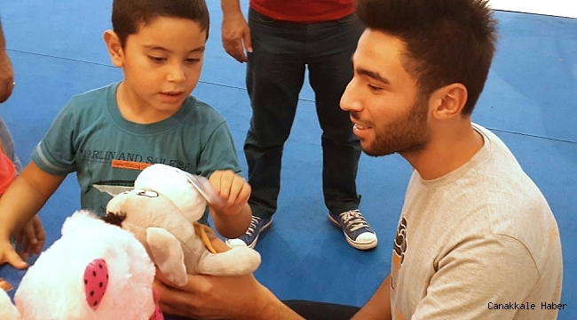 Kuzeni Umut için yola çıktı, özel çocuklara umut oldu