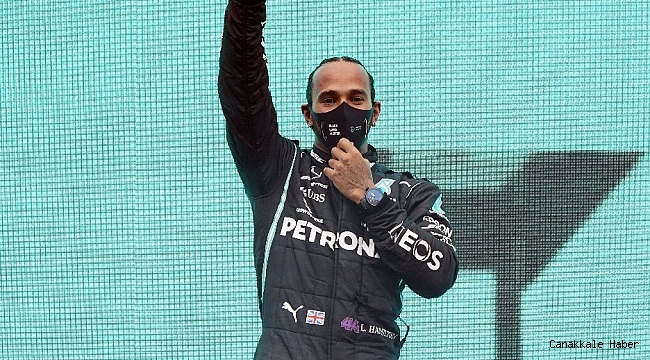Lewis Hamilton şövalye ilan edildi