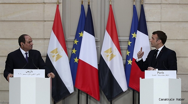 Macron, Elysee&#039;de Mısır Devlet Başkanı Sisi&#039;yi ağırladı