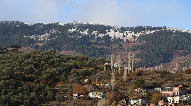 Madran Dağı&#039;na yılın ilk karı düştü