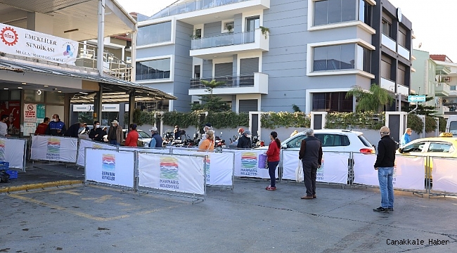 Marmaris&#039;te pazarcı esnafına HES kodu zorunluluğu getirildi