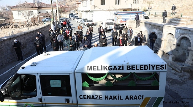 Melikgazi&#039;nin çalışanları hayırsever Mehmet Yıldırım&#039;ı cenazesinde yalnız bırakmadı