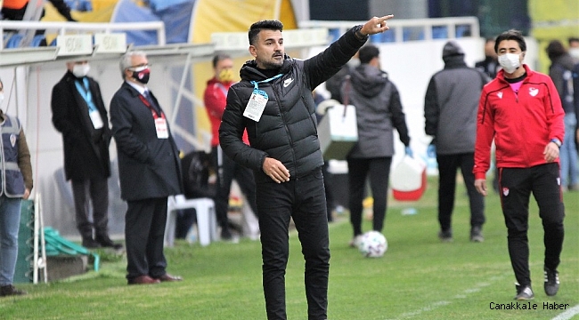 Menemenspor'da teknik direktör Cenk Laleci ile yollar ayrıldı