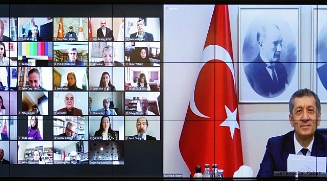 Milli Eğitim Bakanı Selçuk: &quot;Salgın öncesinde hazırlanan projeler ve öngörüler çerçevesinde bu süreci daha rahat atlattık&quot;