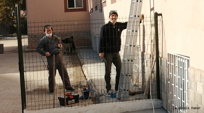 Okullardaki çalışmalar pandemiye rağmen sürüyor