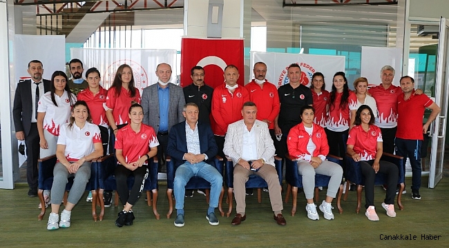 Olimpik Kadın Boks Milli Takımı Kazakistan yolcusu