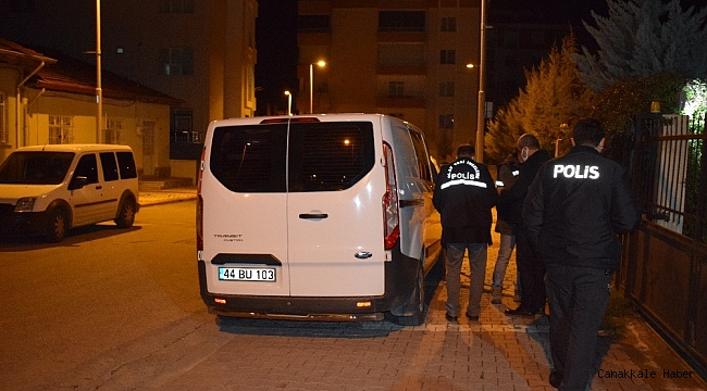 Önce bıçakladı sonra Whatsapp&#039;ta durum yaptı