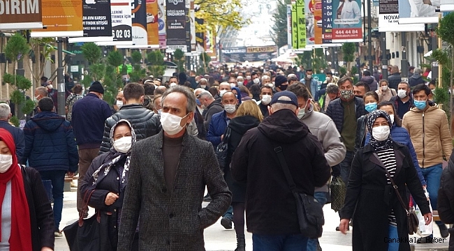 Ordu&#039;nun sokak ve caddelerinde insan yoğunluğu