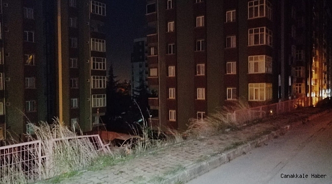 Otoparka uçan otomobil bir kişiye mezar oldu