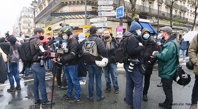 Paris&#039;te Küresel Güvenlik Yasası&#039;na karşı protesto: 50 gözaltı