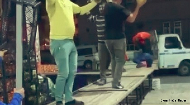 Pazar esnafı kış sebzelerini defileyle tanıttı sosyal medya patladı