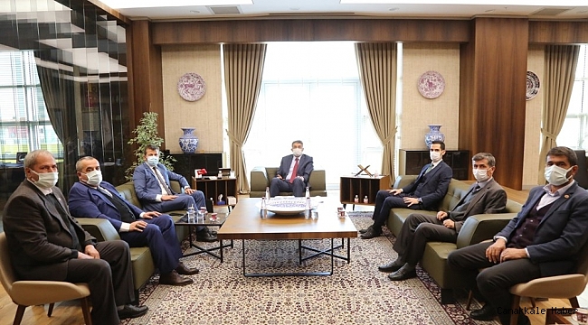 Pazarlar&#039;dan Vali Ali Çelik&#039;e teşekkür ziyareti