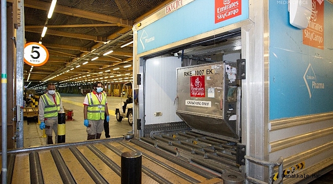 PfizerBioNTech'in Covid-19 aşısı BAE 'e ulaştı