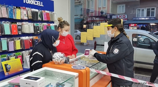 Polis ekipleri ilçede KADES uygulamasını tanıttı