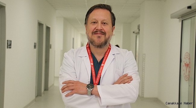 Prof. Dr. Oğuztürk: &quot;Yumruk yumruğa tokalaşma da tehlikeli&quot;