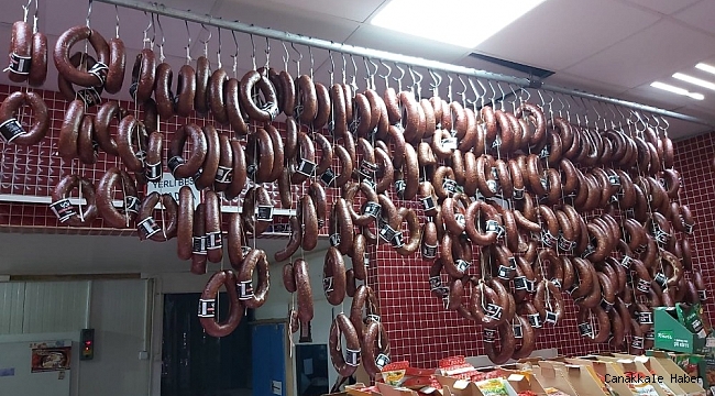 &quot;Askıda Sucuk&quot; kampanyası ile ihtiyaç sahiplerine ulaşıyor