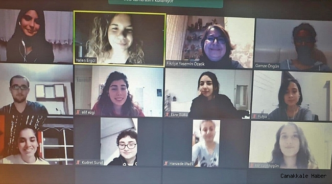 "Çocuklarımıza kitap okuma alışkanlığı kazandırmalıyız"