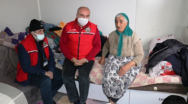 &quot;Vefa&quot;lı görevliler yaşlıların umudu oluyor