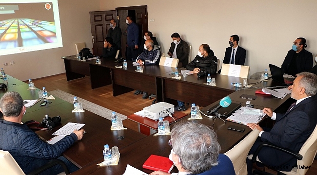 Rektör Karadağ, YOBU TV ve BOYSİS hakkında bilgilendirmelerde bulundu