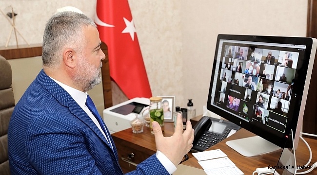 Rektör Şahin&#039;den online konferans
