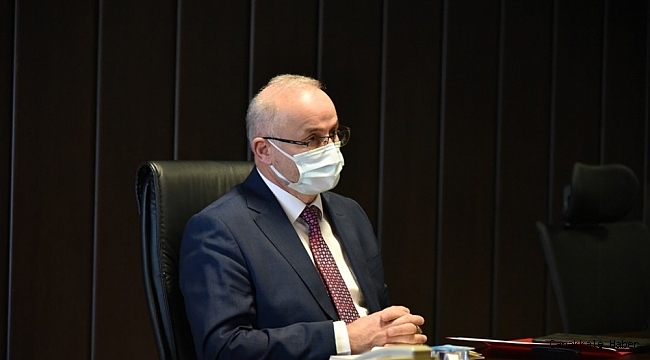 Rektör Ünal, eğitimde revizyon çalışmalarına devam etti