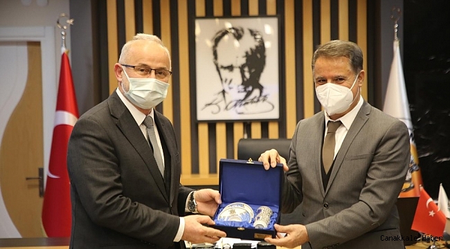 Rektör Ünal: &quot;Üniversite-şehir bütünleşmesinde yerel yönetimlerin önemli bir rolü var&quot;