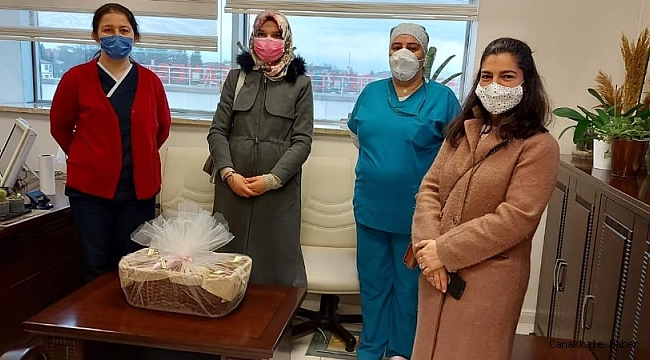 Sağlık çalışanlarına jest