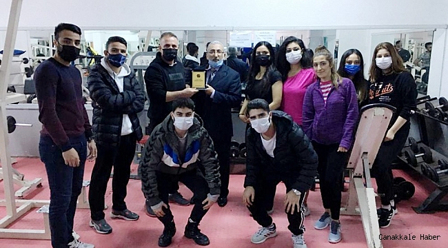 Şampiyon Bahadır, gençleri hayallerine kavuşturuyor