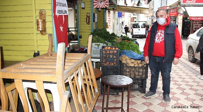 Samsun&#039;da 20 yıllık kafeci pandemide &#039;manav&#039; oldu