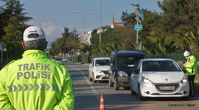 Samsun&#039;da kısıtlamaya uymayan 439 kişiye 1 milyon TL ceza kesildi