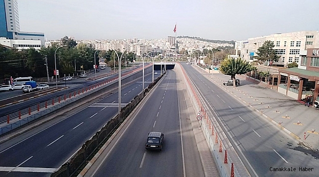 Şanlıurfa&#039;da cadde ve sokaklar boş kaldı