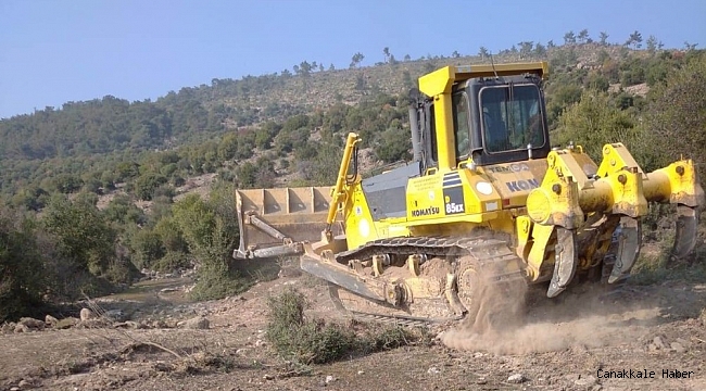 Saruhanlı'da gölet temizliği devam ediyor