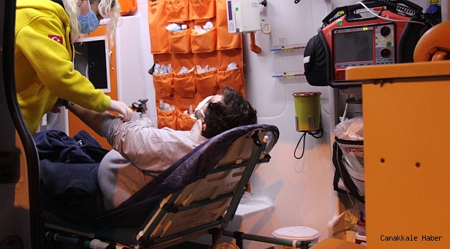 Servis minibüsü elektrikli bisikletle çarpıştı