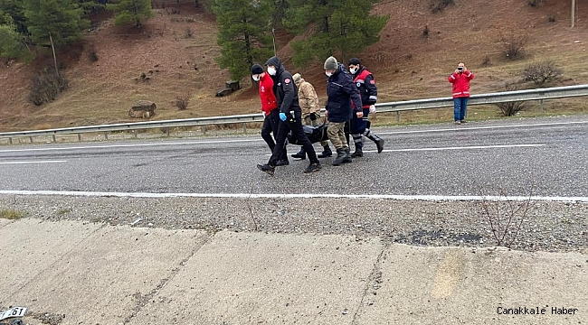 Siirt&#039;te düzensiz göçmenleri taşıyan minibüs devrildi: 1 ölü, 6 yaralı