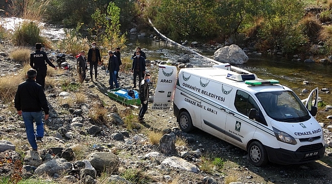 Silahla vurulmuş halde ölü bulundu