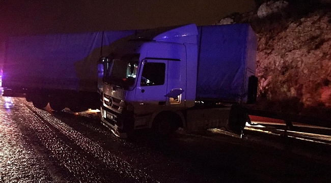 Silifke&#039;de tır kazasında 1 kişi öldü